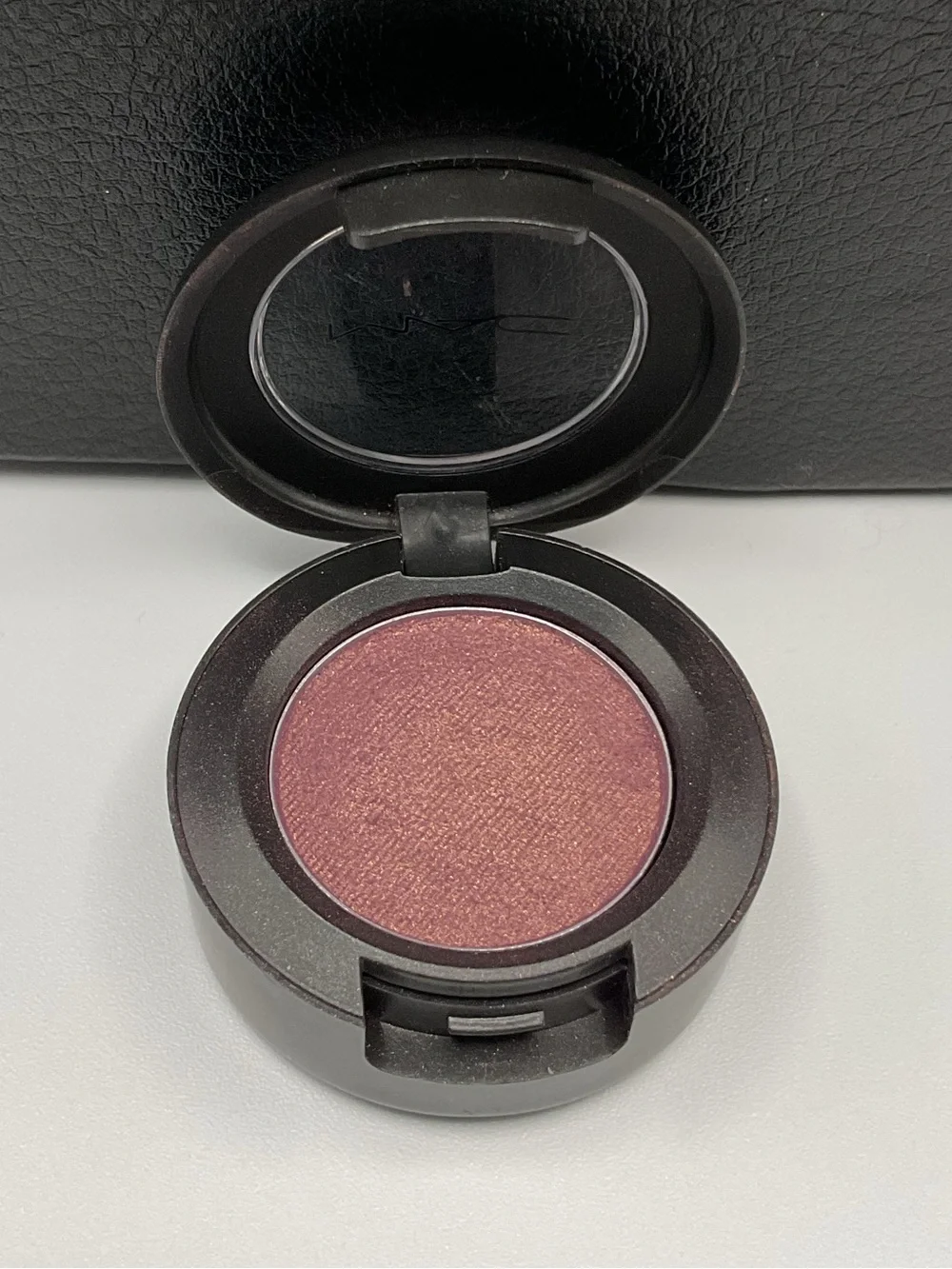 MAC Cosmetics Velvet Eyeshadow in Trax - Discontinued